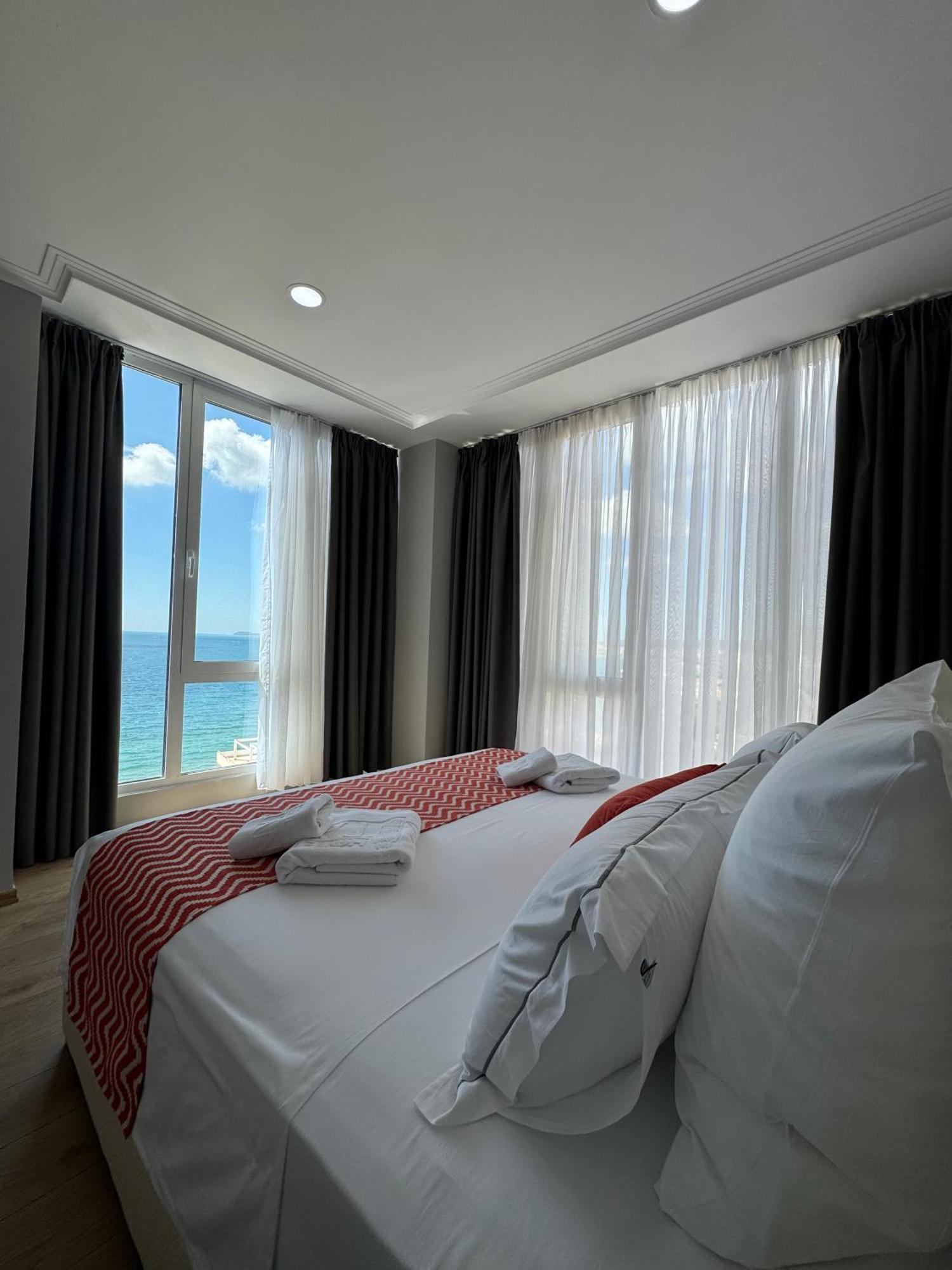 Hotel Britania Wlora Zewnętrze zdjęcie