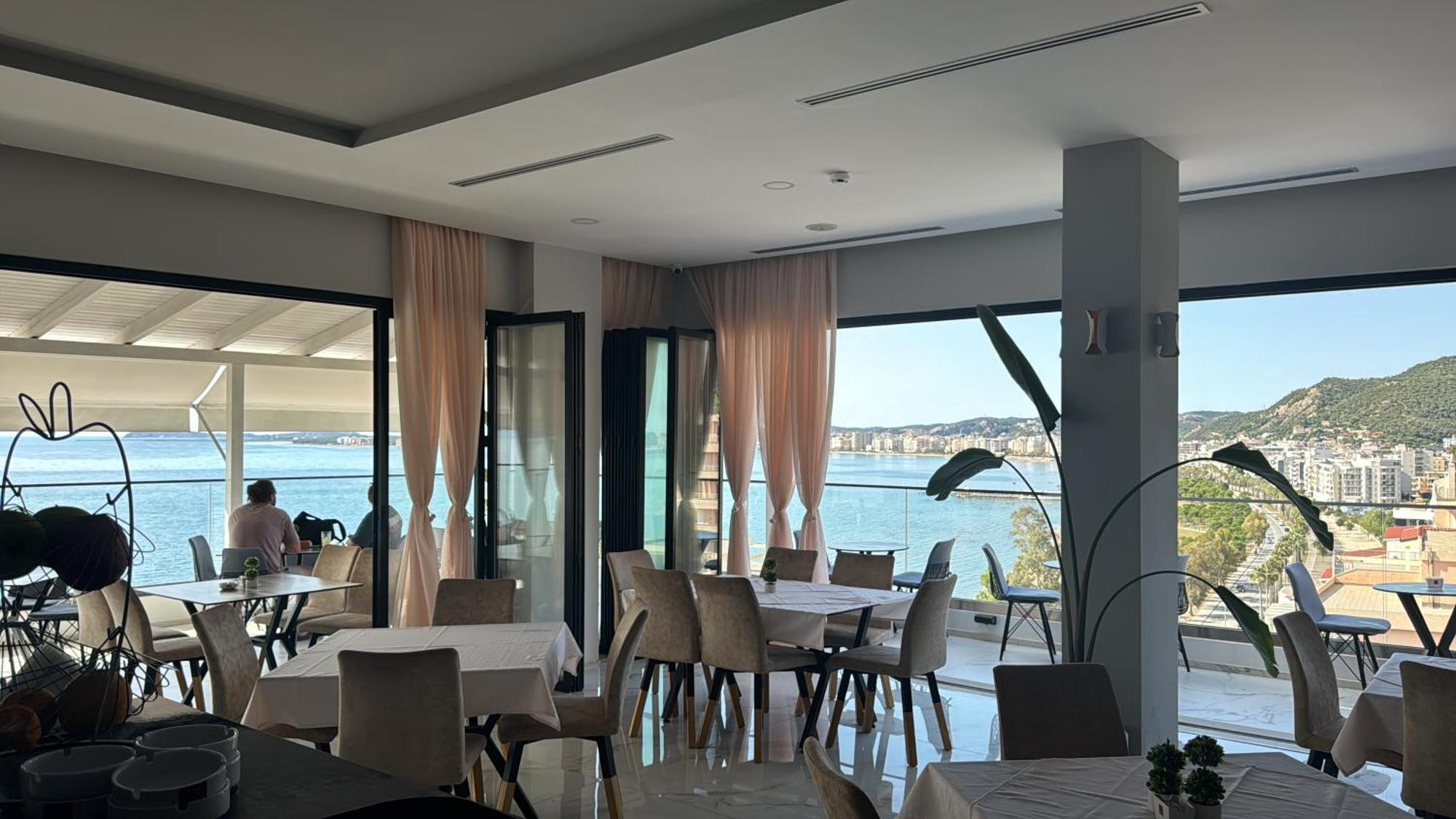 Hotel Britania Wlora Zewnętrze zdjęcie