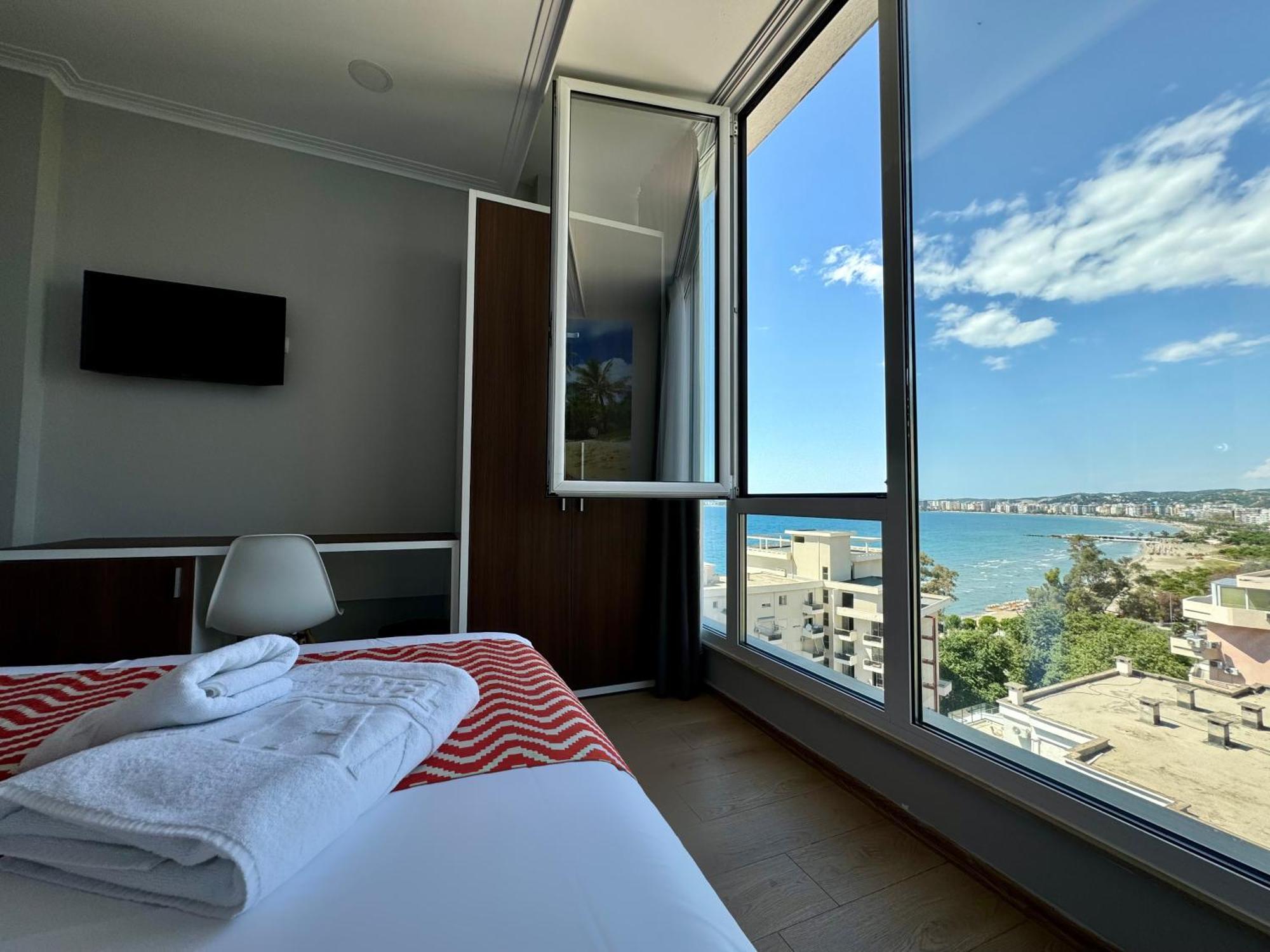 Hotel Britania Wlora Zewnętrze zdjęcie